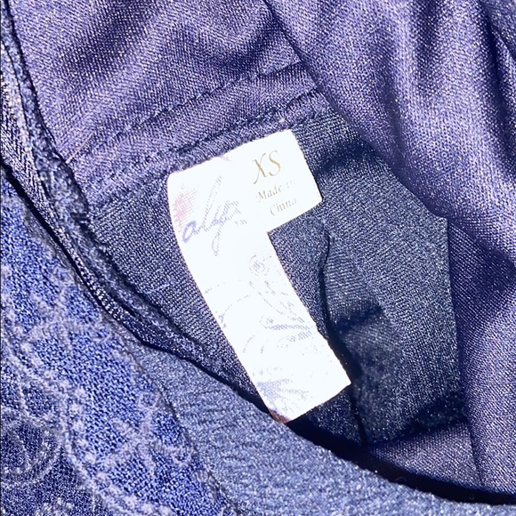 Dress - Picture 4 of 4